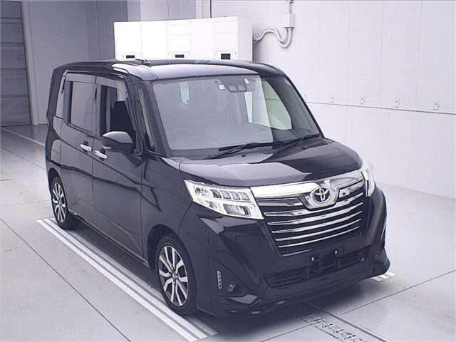 TOYOTA ROOMY 2020
