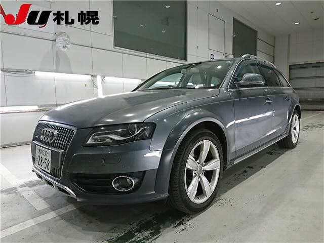 AUDI A4 2011