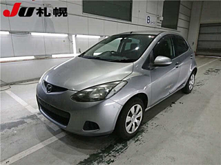 MAZDA DEMIO 2010