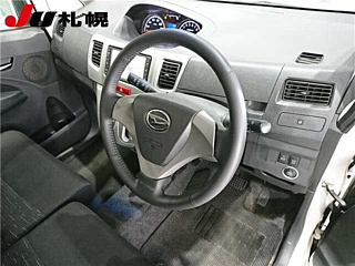 DAIHATSU MOVE 2012