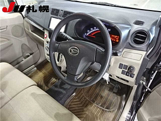 DAIHATSU MOVE 2014