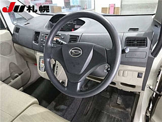 DAIHATSU MOVE 2010