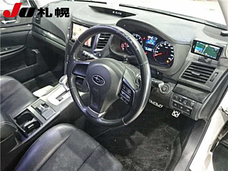 SUBARU LEGACY 2013
