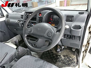 DAIHATSU HIJET TRUCK 2011
