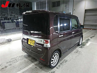 DAIHATSU TANTO 2009