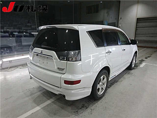 MITSUBISHI OUTLANDER 2010