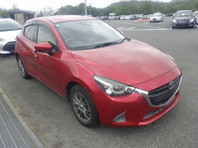MAZDA DEMIO 2015