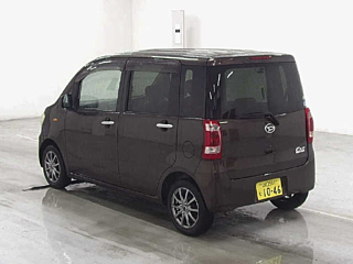 DAIHATSU TANTO EXE 2011