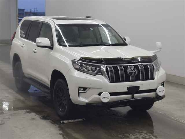 TOYOTA LAND CRUISER PRADO 2021