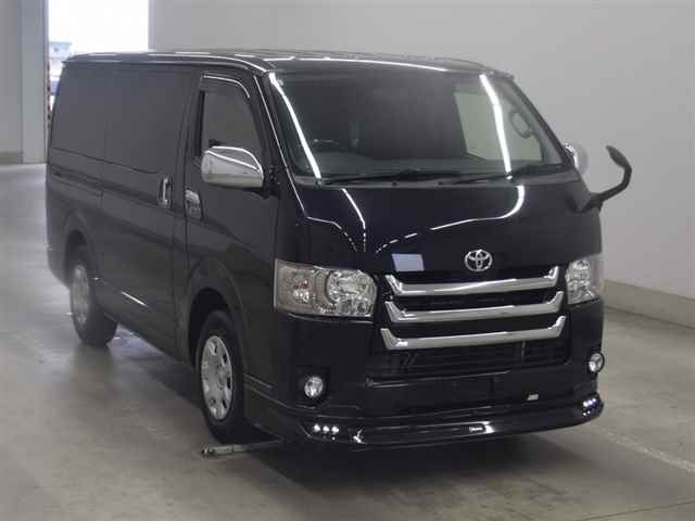 TOYOTA REGIUS ACE VAN