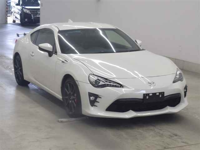 TOYOTA 86