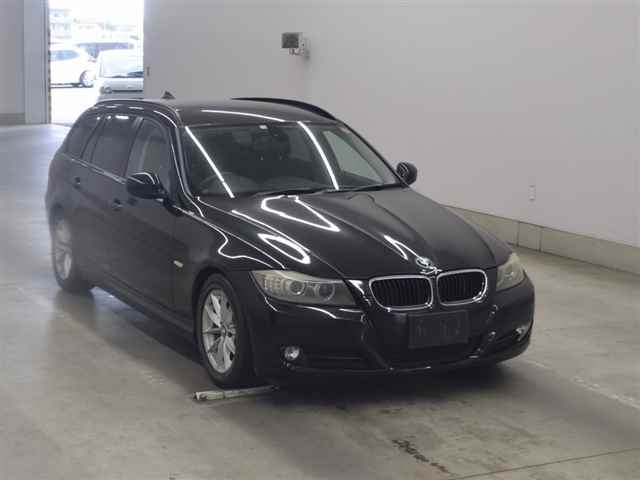 BMW 3 SERIES 2011