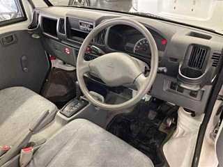 MITSUBISHI MINICAB TRUCK 2010