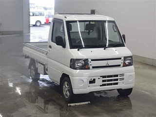 MITSUBISHI MINICAB TRUCK 2010