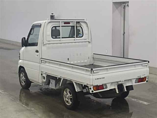 MITSUBISHI MINICAB TRUCK 2010