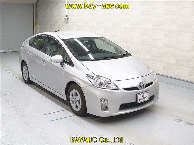 TOYOTA PRIUS 2010