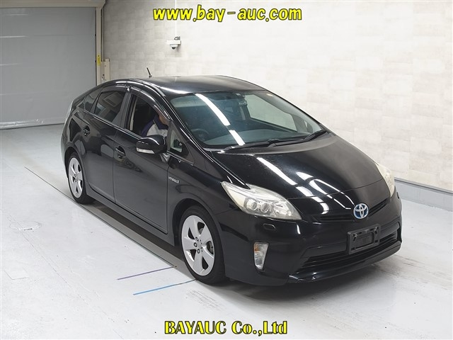 TOYOTA PRIUS 2012