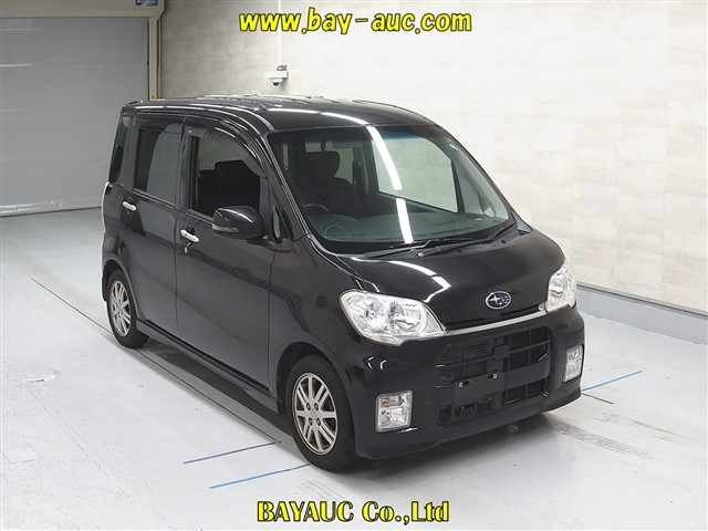 SUBARU LUCRA 2010