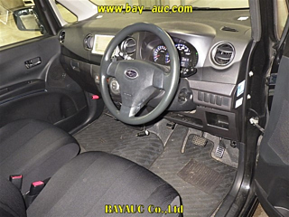 SUBARU LUCRA 2010