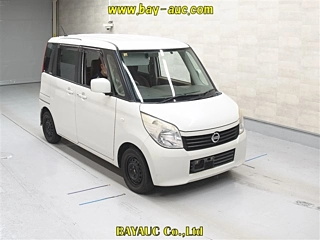 NISSAN ROOX 2012