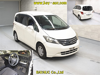 HONDA FREED 2010
