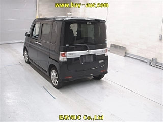 DAIHATSU TANTO 2011