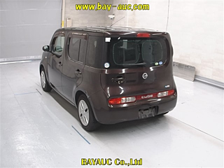 NISSAN CUBE 2010