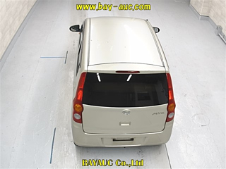 DAIHATSU MIRA 2010