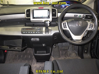 HONDA FREED 2012