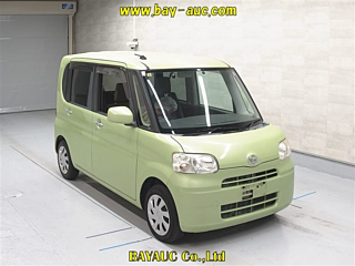 DAIHATSU TANTO 2012