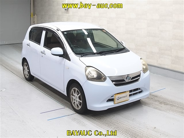 DAIHATSU MIRA E S 2013