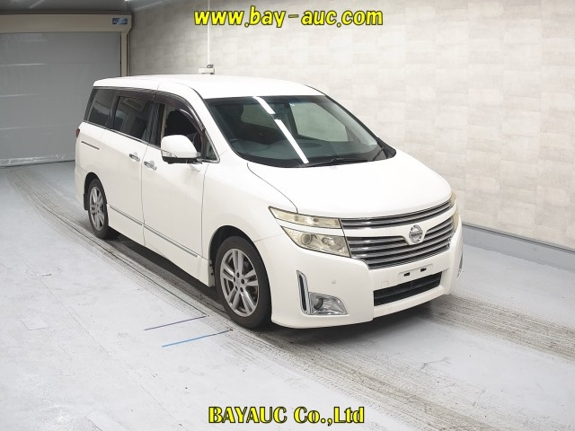 NISSAN ELGRAND 2011