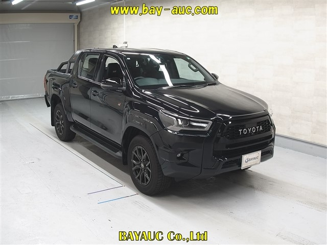 TOYOTA HILUX 2024