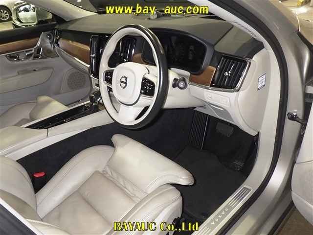 VOLVO V90 2017