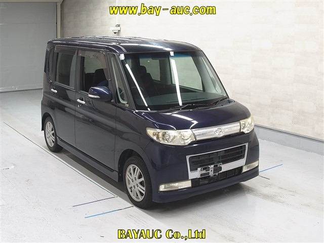 DAIHATSU TANTO 2010