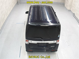 DAIHATSU TANTO 2010