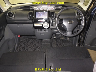 DAIHATSU TANTO 2010