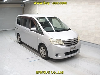 NISSAN SERENA 2011