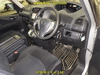 NISSAN SERENA 2011