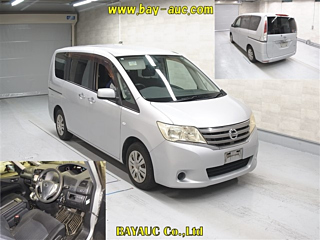 NISSAN SERENA 2011