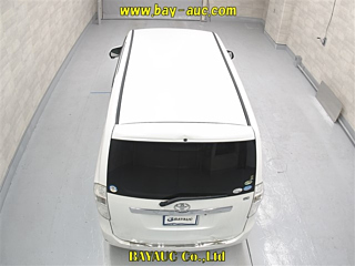 TOYOTA NOAH 2009