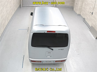 DAIHATSU HIJET VAN 2017