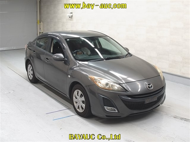 MAZDA AXELA 2010