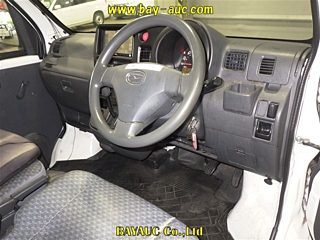 DAIHATSU HIJET VAN 2015