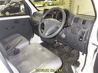 DAIHATSU HIJET VAN 2015
