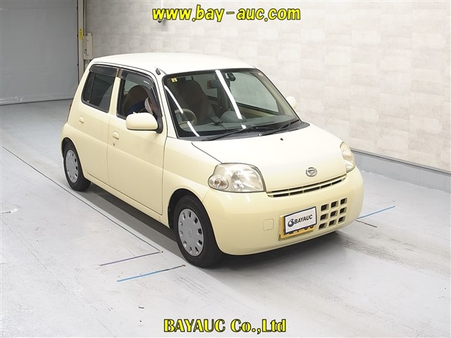 DAIHATSU ESSE 2010