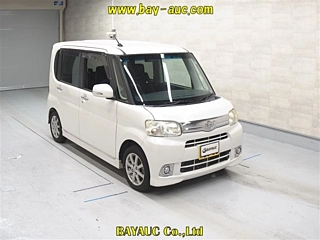 DAIHATSU TANTO 2013