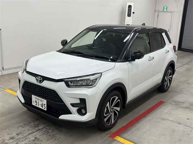TOYOTA RAIZE 2025