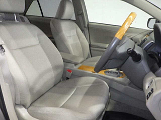 TOYOTA PREMIO 2008