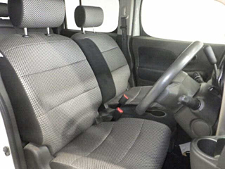 NISSAN CUBE 2010